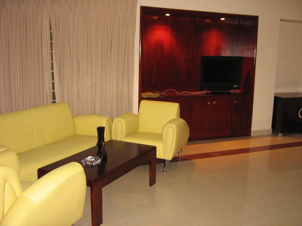 Nirvana Inn Силет Стая снимка